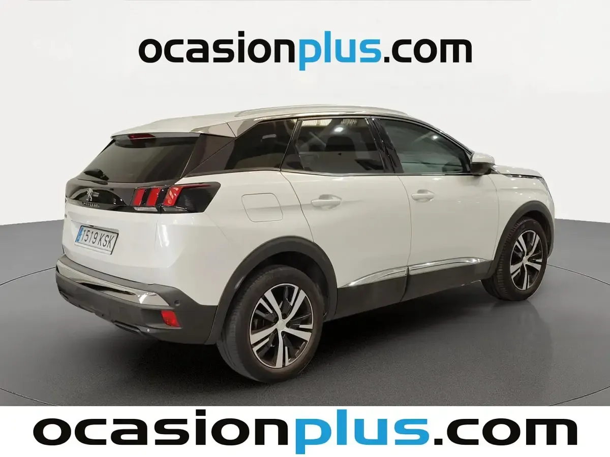 Usado Peugeot 3008 Allure 131 CV (96 kW) 2018 Blanco SUV