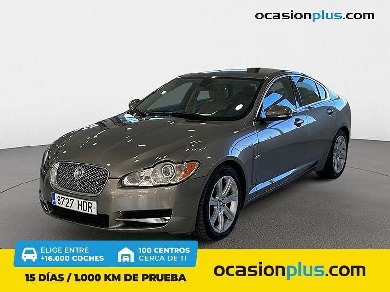 Gris beige Usado 2011 Jaguar XF Luxury Berlina | 15.500 € (Caro) - Imagen 1/4
