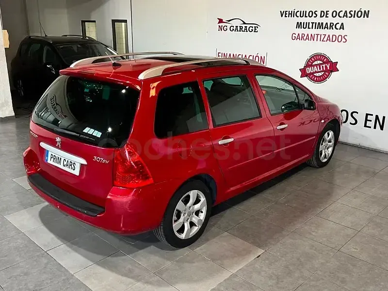 Usado Peugeot 307 136 CV (100 kW) 2007 Granate Familiar