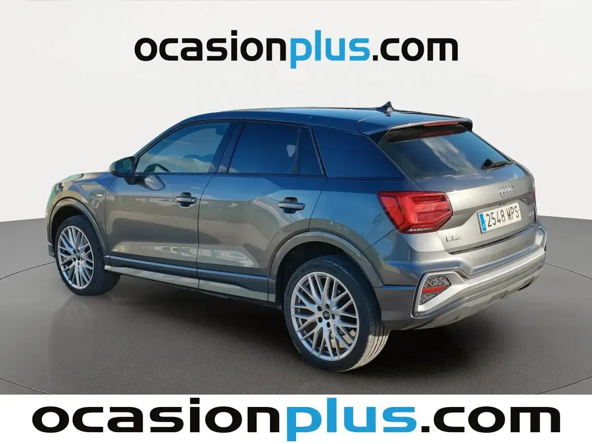 Używany Audi Q2 S-Line 150 KM (110 kW) 2024 Szary SUV