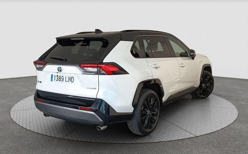 Usado Toyota RAV4 Hybrid Style 218 CV (160 kW) 2021 Blanco SUV