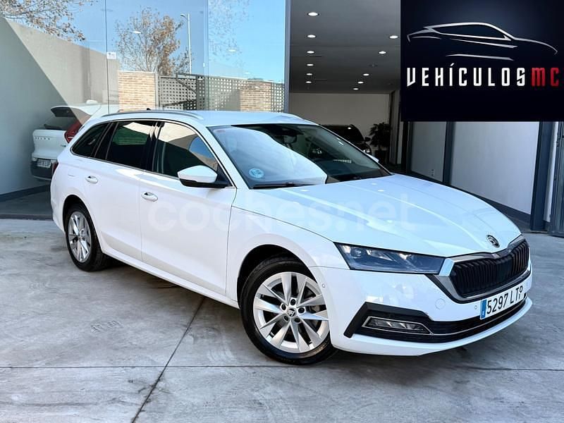 Blanco Usado 2021 Skoda Octavia Style Familiar | 18.650 € (Precio justo) - Imagen 1/3