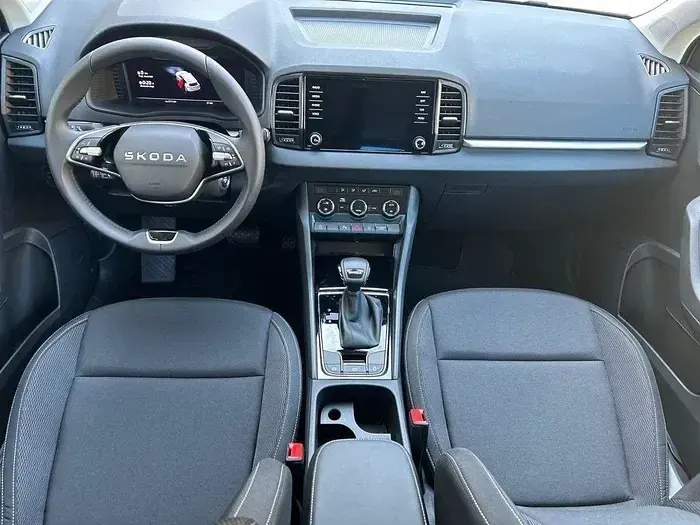 Nuevo Skoda Karoq Selection 150 CV (110 kW) 2026 Blanco SUV