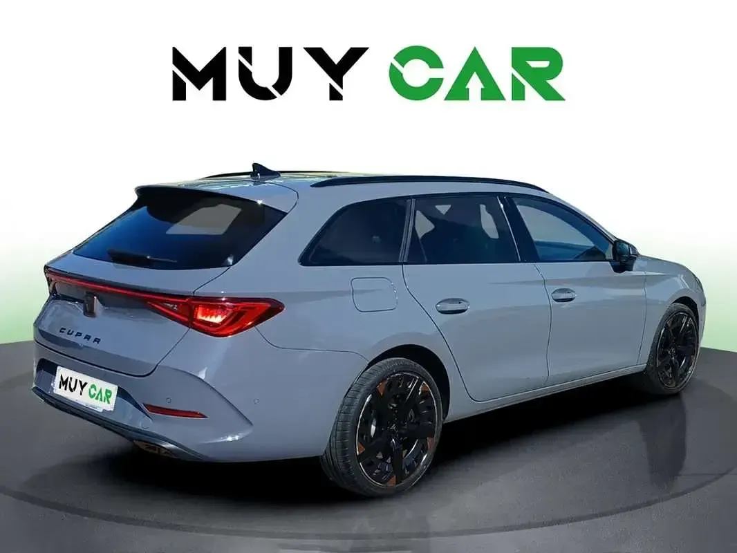 Usado Cupra Leon VZ 245 CV (180 kW) 2021 Gris Familiar