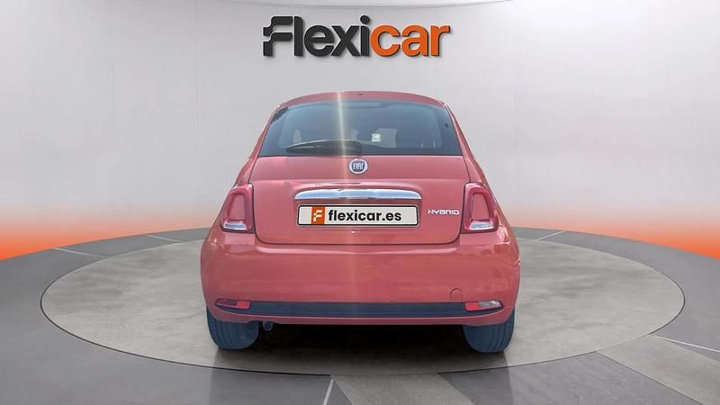 Usado Fiat 500 71 CV (52 kW) 2022 Naranja Berlina