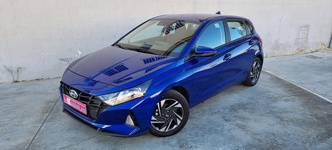 Azul Usado 2023 Hyundai i20 Berlina | 15.500 € (Precio justo) - Imagen 1/4