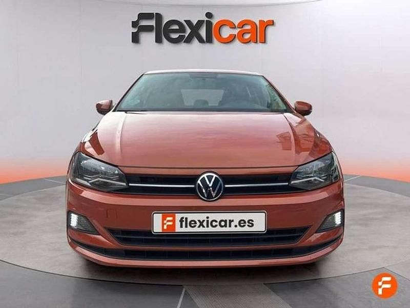 Usado VW Polo Advance 95 CV (69 kW) 2020 Naranja Utilitario