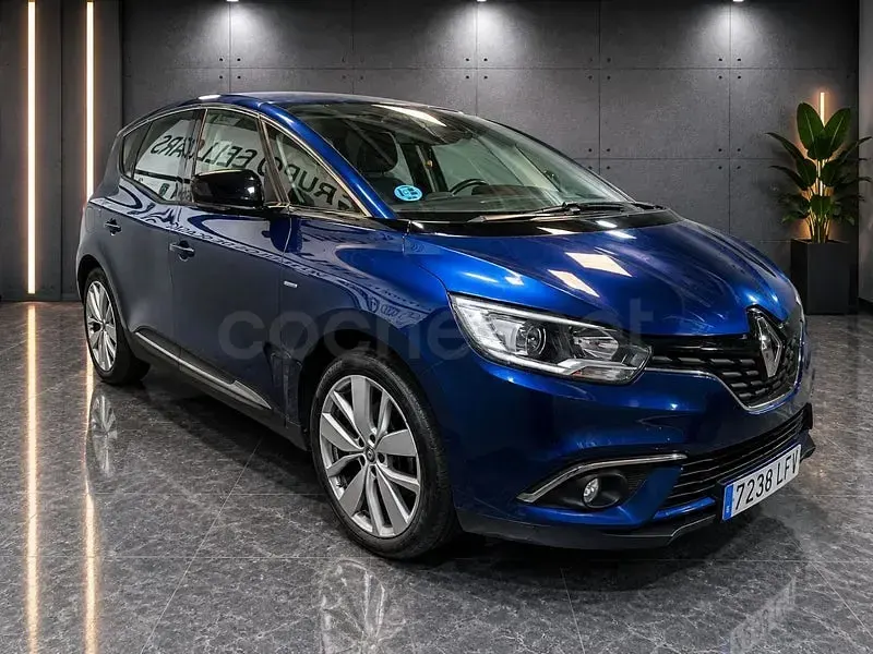 Usado Renault Scénic LIMITED 120 CV (88 kW) 2020 Azul Monovolumen
