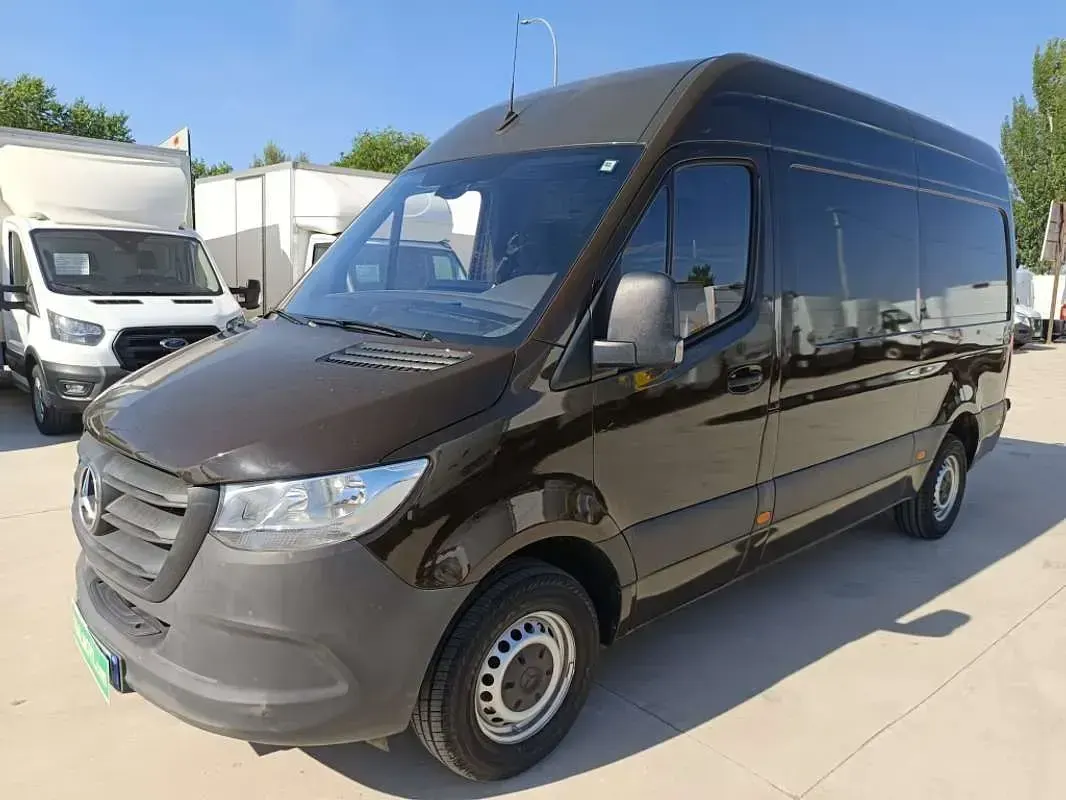 Usado Mercedes Sprinter 143 CV (105 kW) 2019 Marrón Van