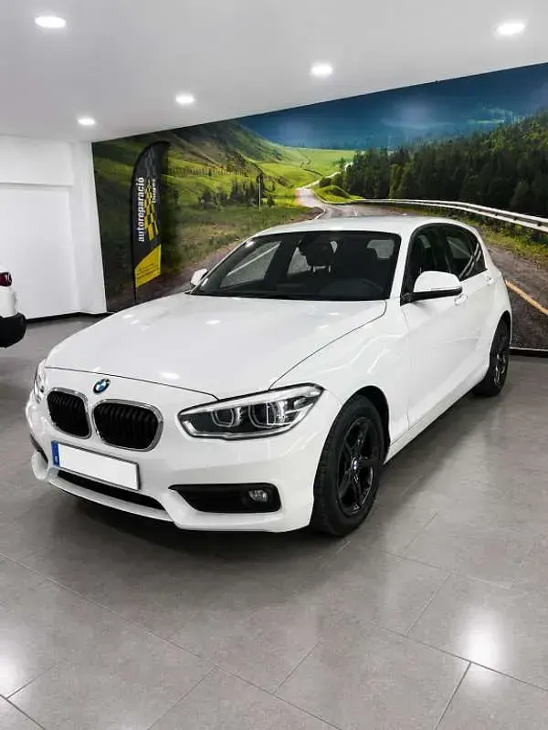 Usado BMW 116 116 CV (85 kW) 2016 Blanco Utilitario