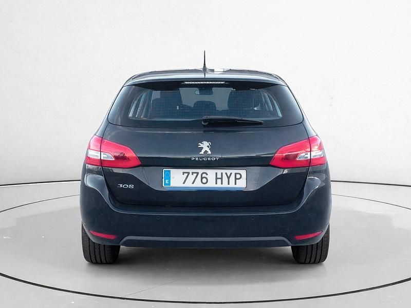 Usado Peugeot 308 131 CV (96 kW) 2014