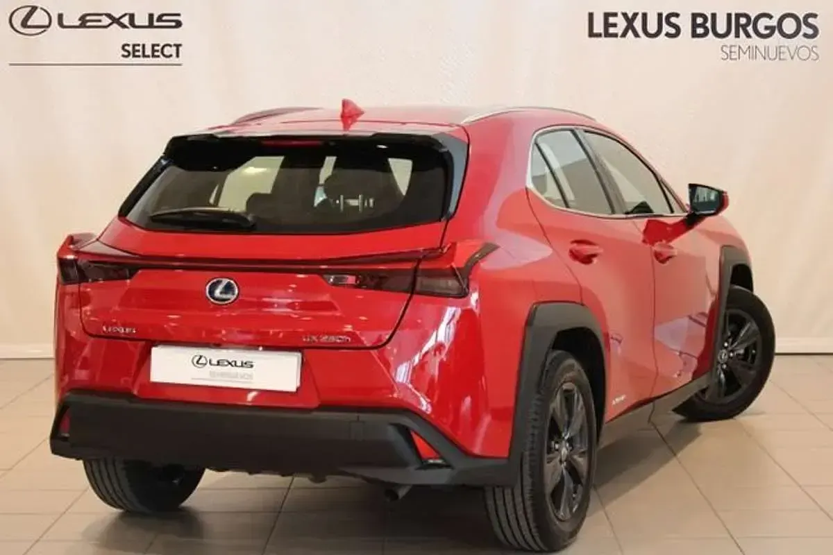 Usado Lexus UX 250h 184 CV (135 kW) 2022 Rojo SUV