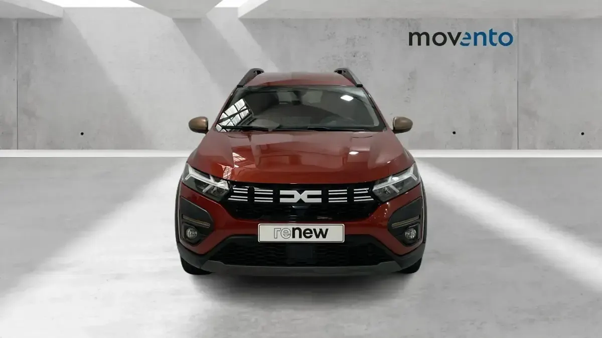 Usado Dacia Jogger Expression 110 CV (80 kW) 2024 Naranja Monovolumen