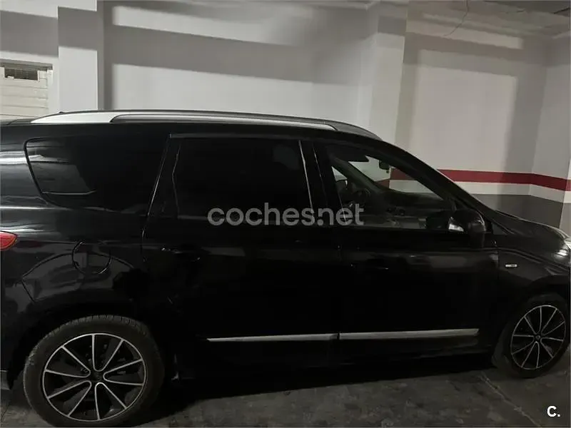 Usado Renault Scénic III Bose Edition 110 CV (80 kW) 2014 Negro Monovolumen