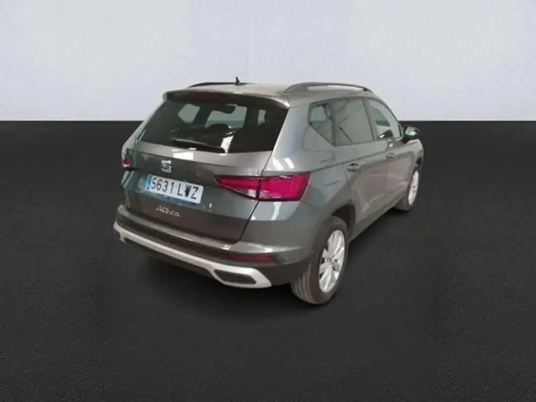 Usado Seat Ateca Style 116 CV (85 kW) 2022 Gris SUV
