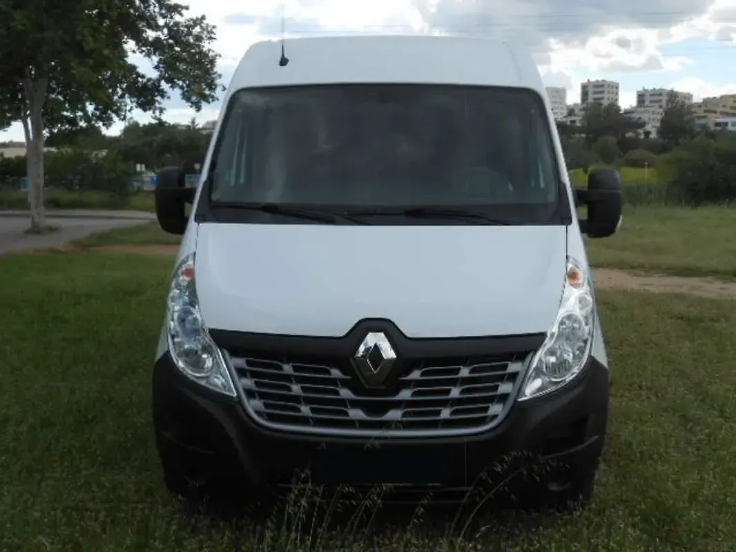 Usado Renault Master 129 CV (94 kW) 2018 Blanco Van