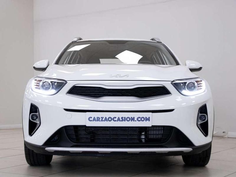 Usado Kia Stonic 101 CV (74 kW) 2024 Blanco SUV