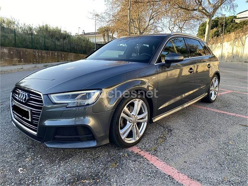 Usado Audi A3 S-Line 150 CV (110 kW) 2017 Gris / plata Berlina