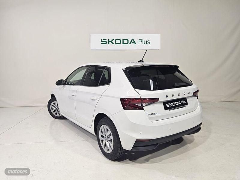 Nuevo Skoda Fabia Selection 115 CV (84 kW) 2025 Blanco Utilitario