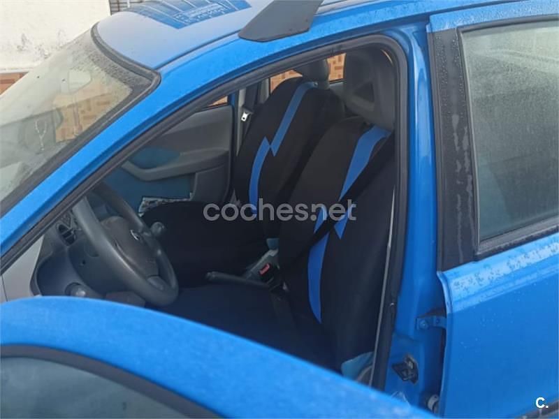 Usado Fiat Panda Dynamic 60 CV (44 kW) 2004 Azul Berlina