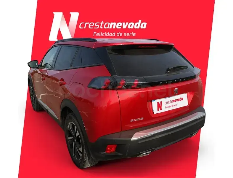 Usado Peugeot 2008 Allure 130 CV (95 kW) 2023 Rojo SUV