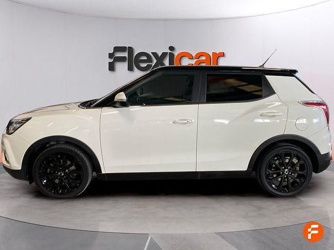 Usado Ssangyong (KGM) Tivoli 128 CV (94 kW) 2019 Beige SUV