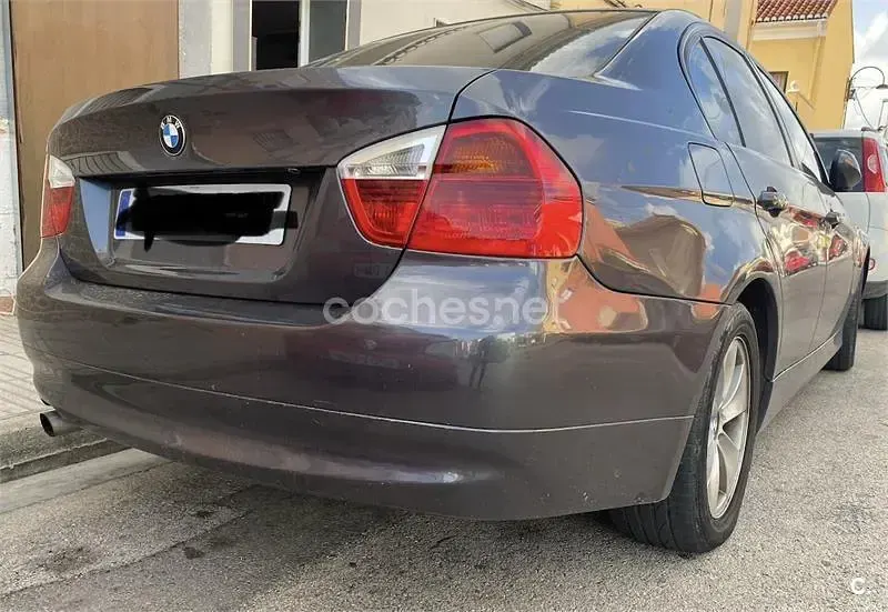 Usado BMW 318 129 CV (94 kW) 2006 Negro Berlina