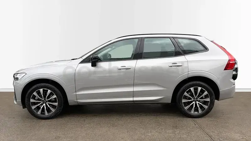 Usado Volvo XC60 Plus 197 CV (144 kW) 2022 Gris / plata SUV