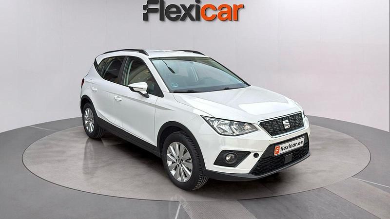 Usado Seat Arona Ecomotive 95 CV (69 kW) 2017 Blanco SUV