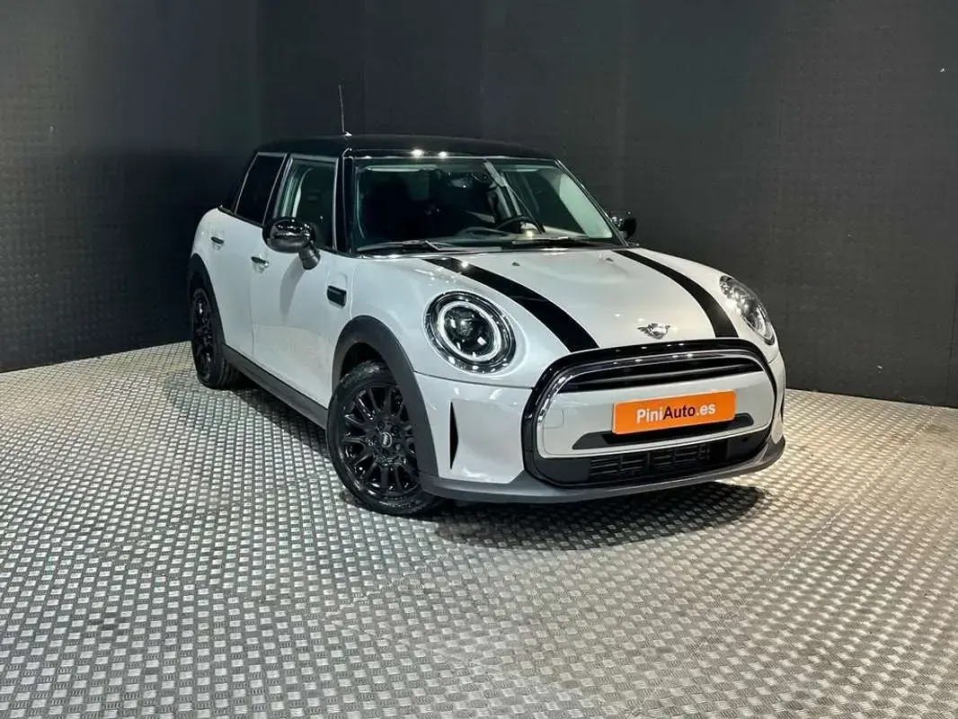 Usado Mini Cooper 136 CV (100 kW) 2022 Gris / plata Utilitario