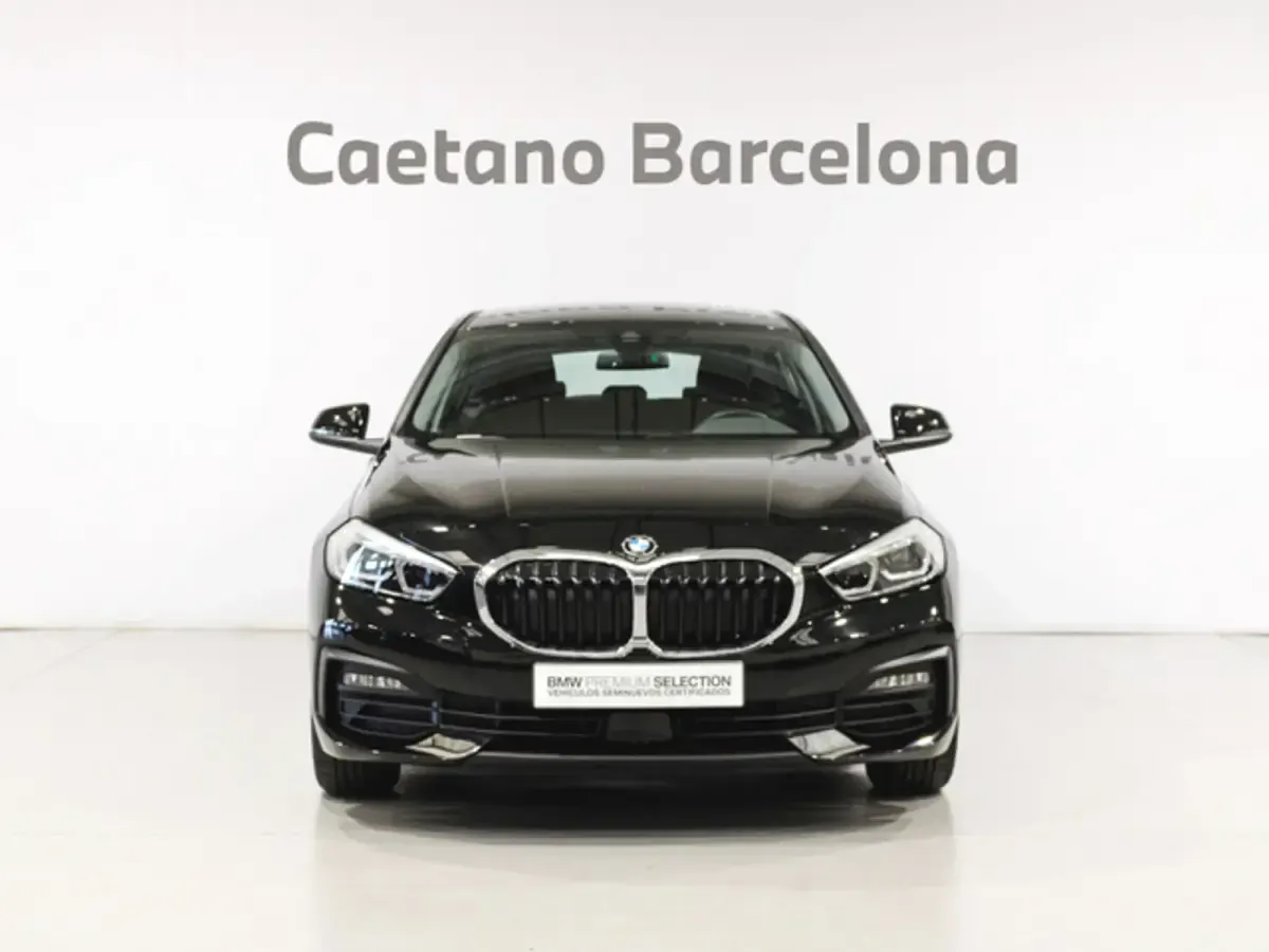 Usado BMW 116 Comfort Edition 116 CV (85 kW) 2024 Negro Utilitario