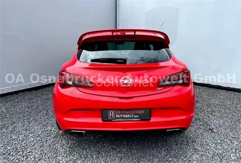 Usado Opel Astra GTC OPC 280 CV (205 kW) 2015 Rojo Berlina