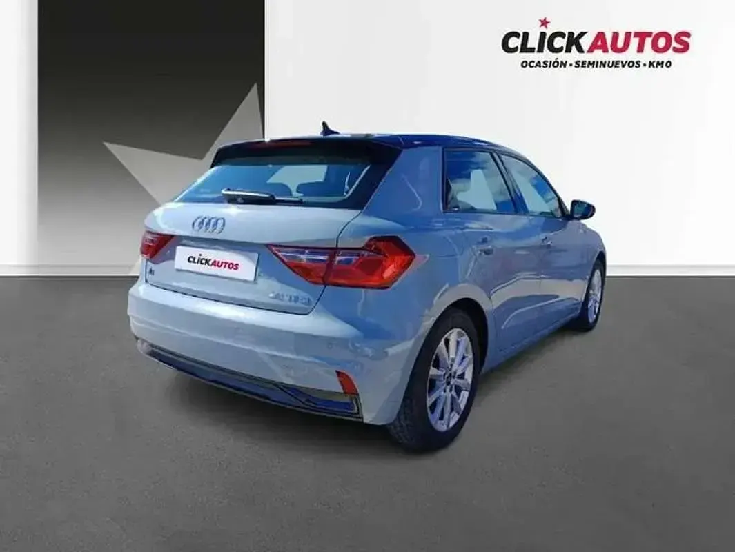 Usado Audi A1 Advanced 95 CV (69 kW) 2024 Gris SUV