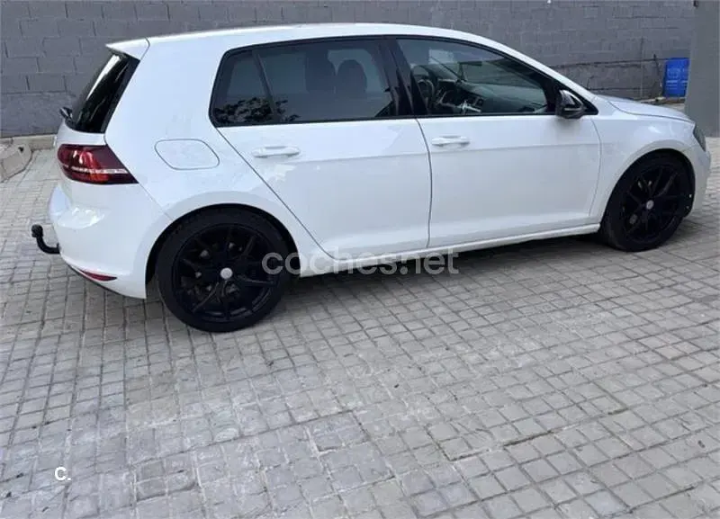 Usado VW Golf VII Sportline 150 CV (110 kW) 2013 Blanco Familiar
