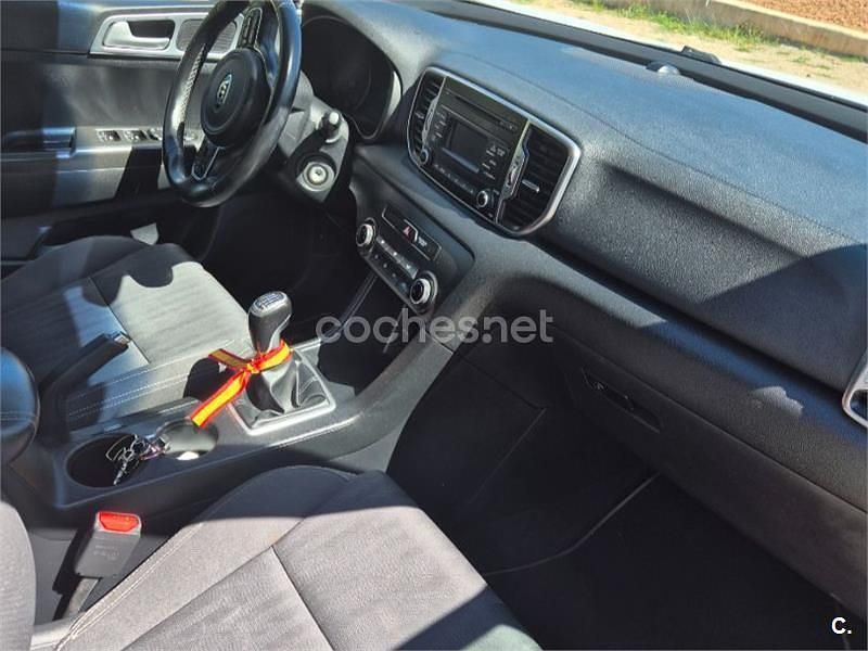 Usado Kia Sportage 132 CV (97 kW) 2017 Blanco SUV
