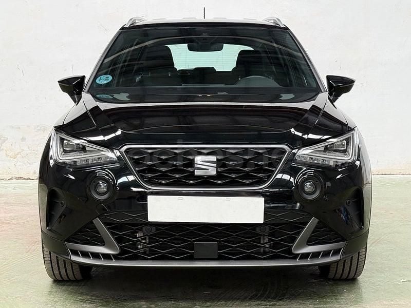 Usado Seat Arona FR 115 CV (84 kW) 2024 Negro SUV