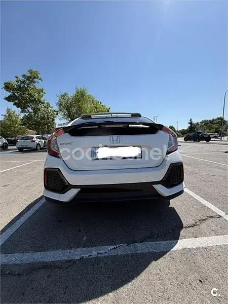 Usado Honda Civic Elegance 129 CV (94 kW) 2017 Blanco Berlina