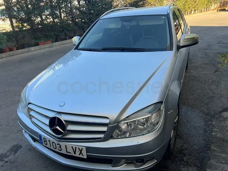 Usado Mercedes C220 Classic 170 CV (125 kW) 2008 Gris / plata Familiar