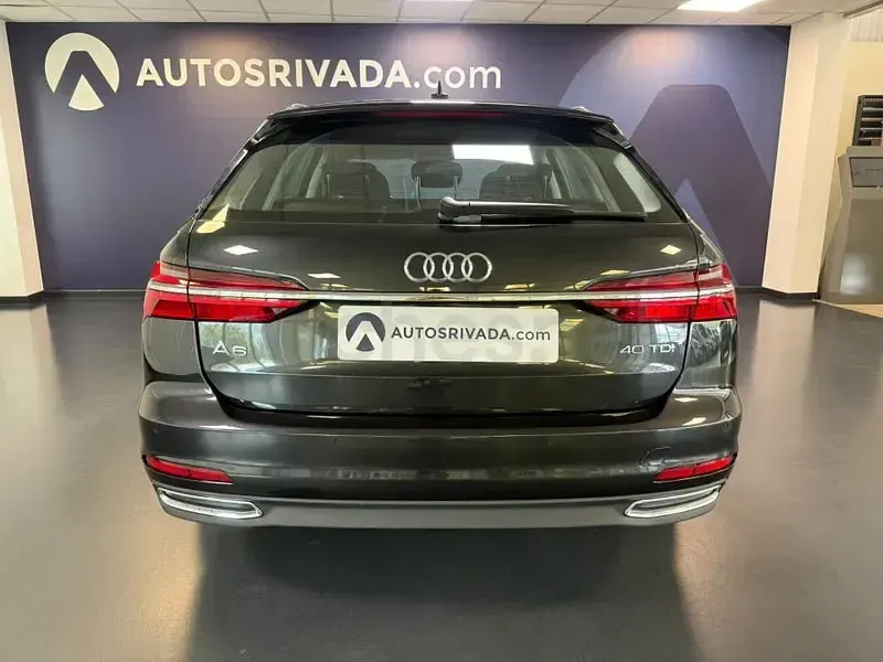 Usado Audi A6 Premium 204 CV (150 kW) 2019 Gris / plata Familiar