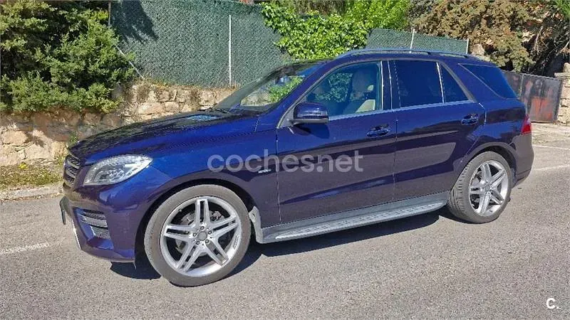 Usado Mercedes ML250 AMG Edition 1 204 CV (150 kW) 2013 Azul SUV
