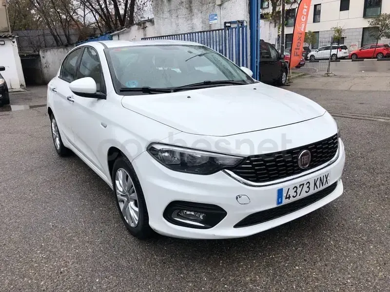 Usado Fiat Tipo Street 95 CV (69 kW) 2018 Blanco Berlina