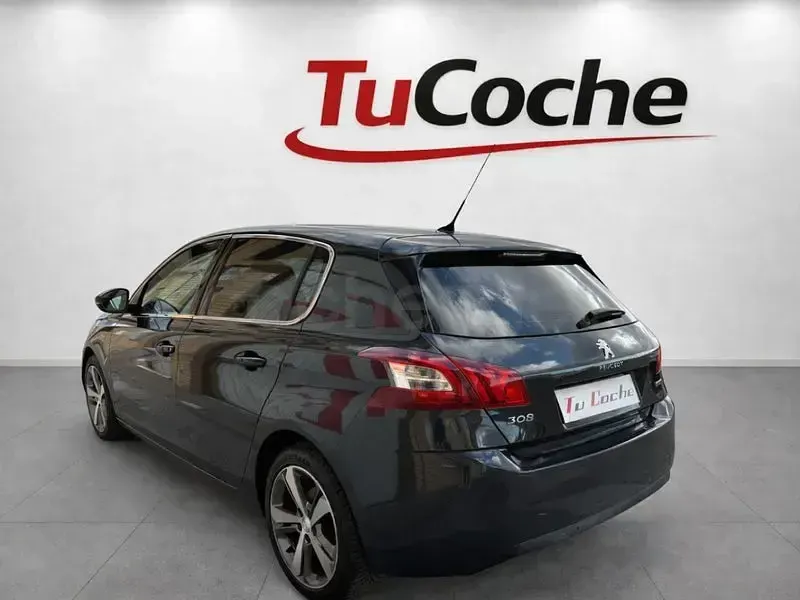 Usado Peugeot 308 Allure 150 CV (110 kW) 2016 Negro Berlina