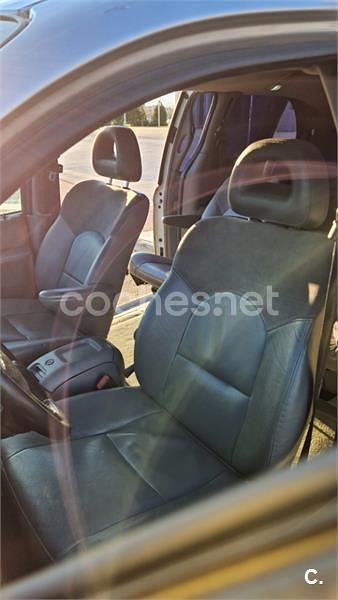Usado Chrysler Grand Voyager 150 CV (110 kW) 2005 Gris / plata Monovolumen
