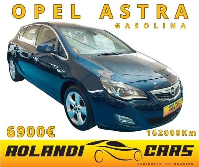 Usado Opel Astra Elegance 140 CV (102 kW) 2016 Azul Berlina