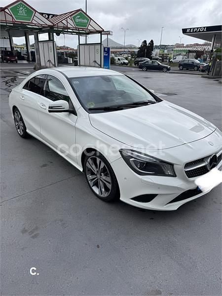 Usado Mercedes CLA200 Urban 136 CV (100 kW) 2014 Blanco Berlina