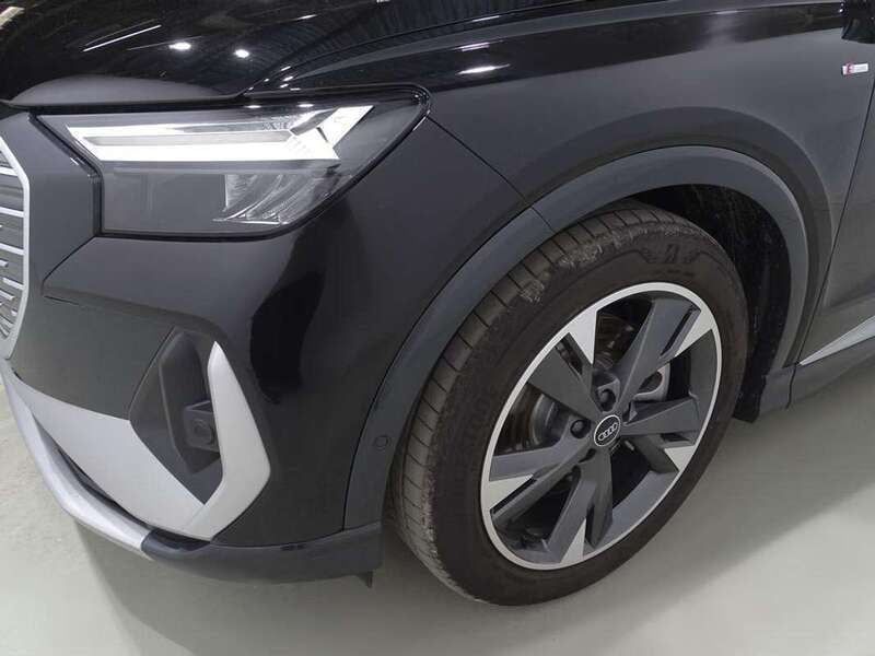 Negro Usado 2023 Audi Q4 e-tron S-Line SUV | 44.300 € (Buen precio) - Imagen 1/2