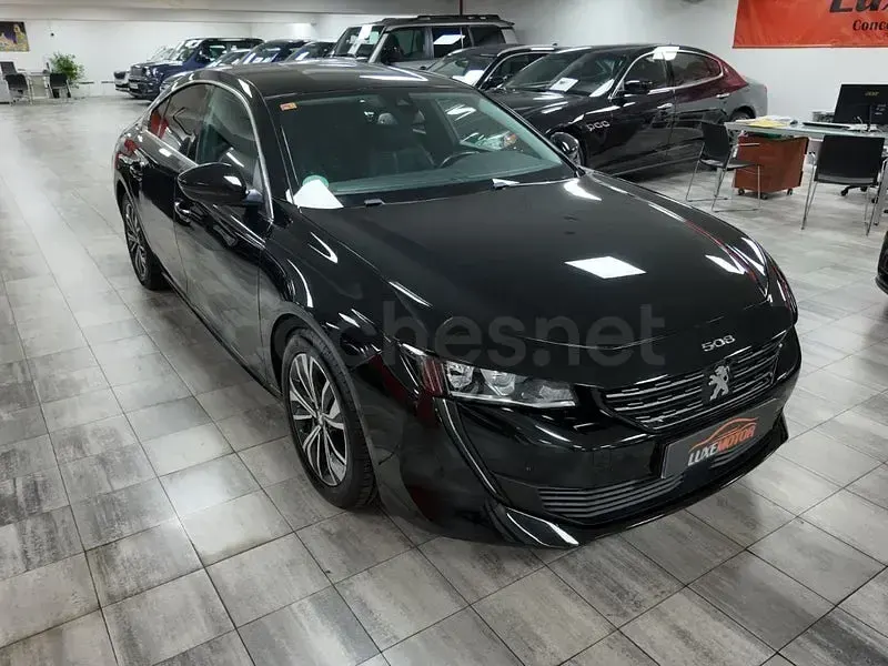 Usado Peugeot 508 Allure 130 CV (95 kW) 2021 Negro Berlina