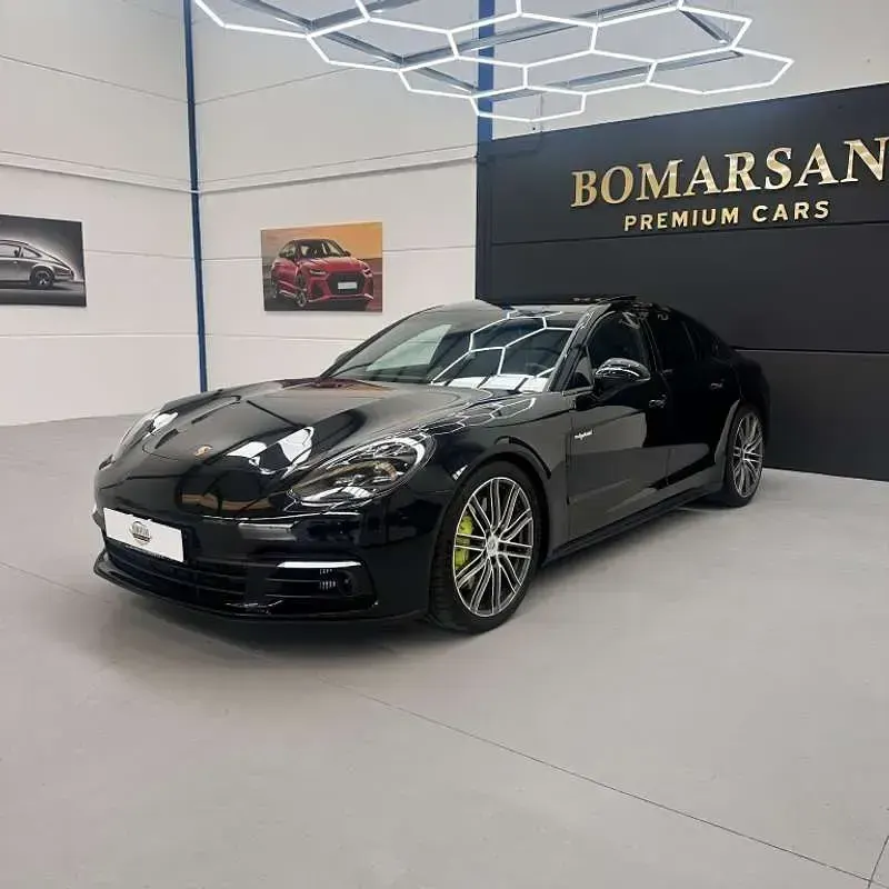 Usado Porsche Panamera 4 462 CV (339 kW) 2019 Negro Utilitario