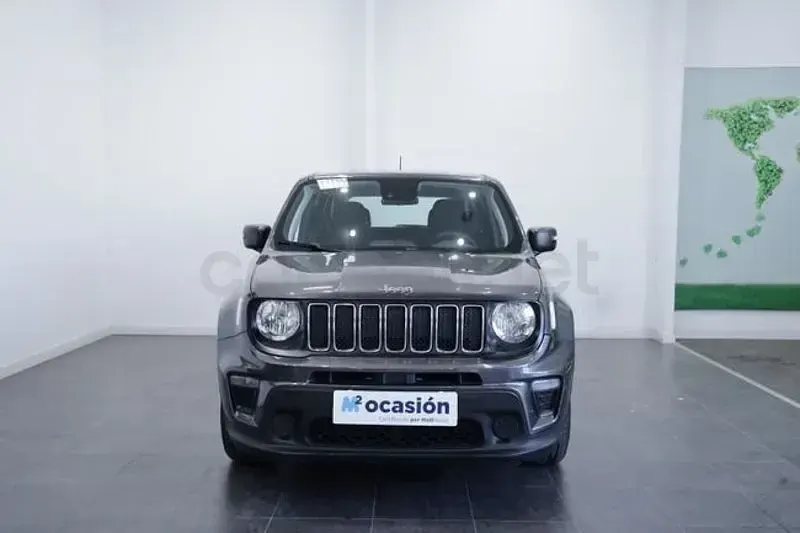 Usado Jeep Renegade Sport 120 CV (88 kW) 2021 Gris / plata SUV