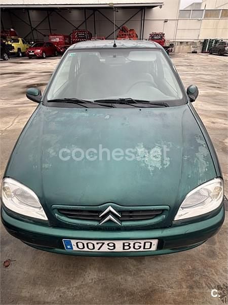 Verde Usado 2001 Citroën Saxo Utilitario | 799 € (Buen precio) - Imagen 1/4